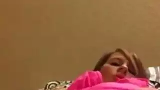 وجه مارس الجنس حليب الهرة الطبيعية