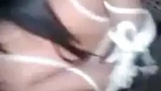 زوجة محجبة مصرية تأخذ قضيب المراهق الصلب في جنس سري