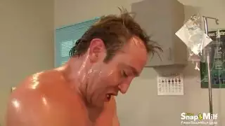 وخروج دم اغتصاب
