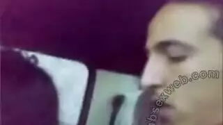 شاب يزنق فتاه على السرير