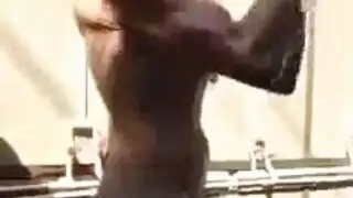 الناضجة الروسية سباحة فتاة العضلات