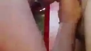 جَدّ ذو قضيب كبير يمارس جنسًا عنيفًا مع مراهقة سوداء في فيلم إباحي صريح