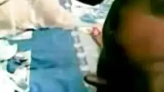 شيواء: شابان يمارسان الجنس المزدوج مع الخادمة المستعدة