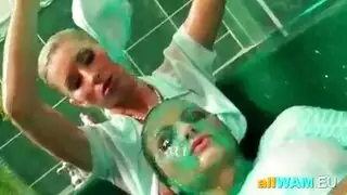 فوضوي دفع الديك الكبير