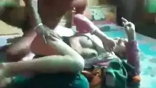 زوج الأم إكس إكس إكس: جلسة نيك بتمثيل زوجي