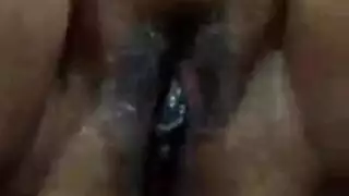 حوض السباحة فرك العضو التناسلي النسوي