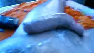 استمناء وقذف الشهوة الحارة