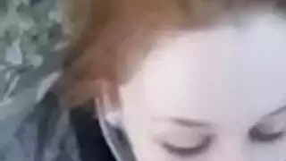 فتى يجلخ