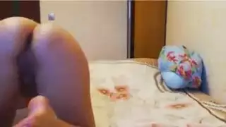 بنتين مدرسه وطالبه