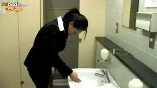 تقييد في الحمام مع نجم ياباني