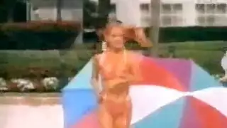 ينيكها مقابل الابتعاد عن ابتها
