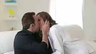 سكسي عائلي ثلاثي