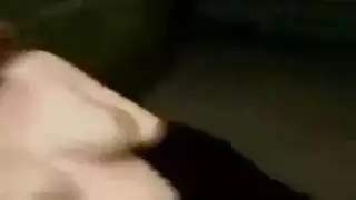 غانغ بانغ ضخم يملأ فرج نائبة الرئيس العميق