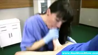 الثدي ضخمة سميك مثليه جبهة مورو