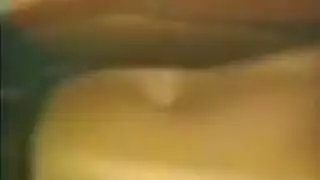 بورن عنيف لتدمير فتحة الشرج