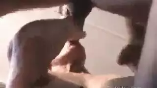 احصل على هذا المقطع الإباحي شرج قاسي ووضعية كلابي