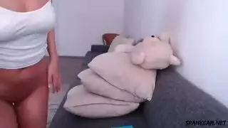 أنثى هزة الجماع متجر التبول الملبس