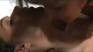 بوس وتقفيل في السياره