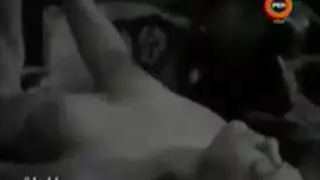 قوي وومحون