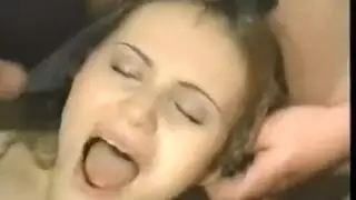 نيك بنت مع خروج اللبن
