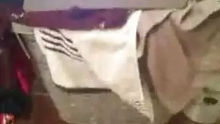 طلبت من زوجها تمارس الجنس مع رجل تني