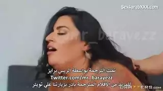 امرأة مكتنزة تسيطر على رجل مقوي في مشهد حميم