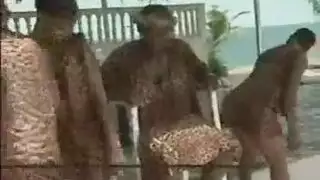 رمال وجنس: حفلة نيك أفريقية جامحة