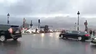 باريس روز تُهيمن عليها قضيب ضخم