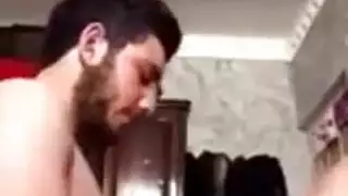 بنت مصرية تتناك من حبيبها في الاقامة