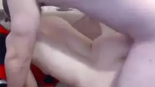نيك طيز وردي بقوه وهيا تصرخ