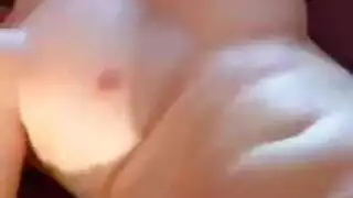 اغتصاب ويقذف دخال الكس