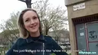 الديك ضخمة يائس سياحي