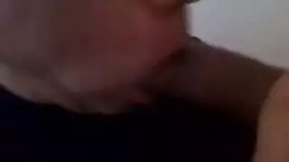 صنعنا شريطًا إباحيًا خاصًا معًا في مكاني