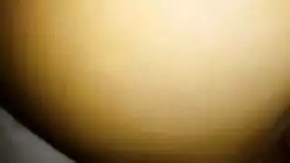 مغربيه عذراء تنتاك من طيزها في الغابه