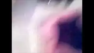 بيلحس كسها وهي بتمثله