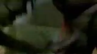 مص جامد ثدي زوجته
