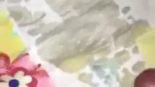 فتاة غير مستعدة تمتلئ فتحة شرجها بقوة
