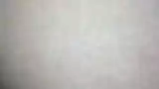 مفاجأة قضيب الجار فيكي تركع لتعبده
