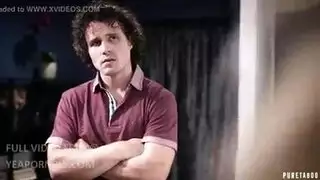 قضيب رجل يتبول
