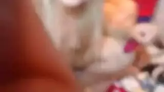 مهرجان قذف سحاقي: لاتينيات ساخنات تبلل الأرض