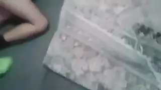 اربع زلم ينيكون بنت