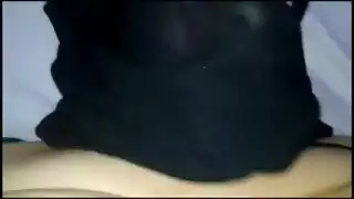 جنس مصري جامح: مهبل مضروب، قضيب بين الثديين