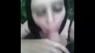 مص العضو تحت الأشجار ثم تحريك قضيبي