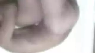 فهيم بقضيب عملاق في جنس صريح وقاسي