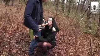 مص قضيب علني بلا خجل: حلق عميق أينما تريد