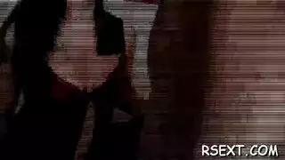 حفلة فيلا حصرية – جنس جماعي وشرجي في كل غرفة