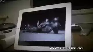 دخول خلفي بقضيب كبير يجنّبها