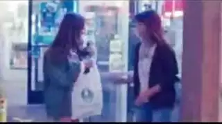 يغطصب صعب اابني يدخل عليا ونا بل حمام ويغطصبني بل قوه ويصفعني علا وجهي