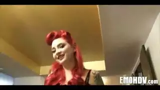 الام جاهزه للنيك