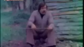 تختنق بقضيب ضخم غير مختون